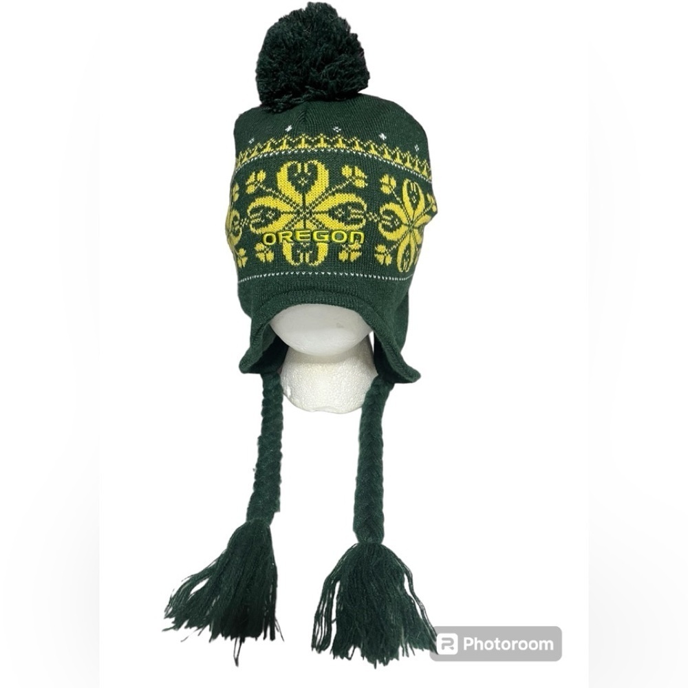 Captivating Oregon Winter Hat